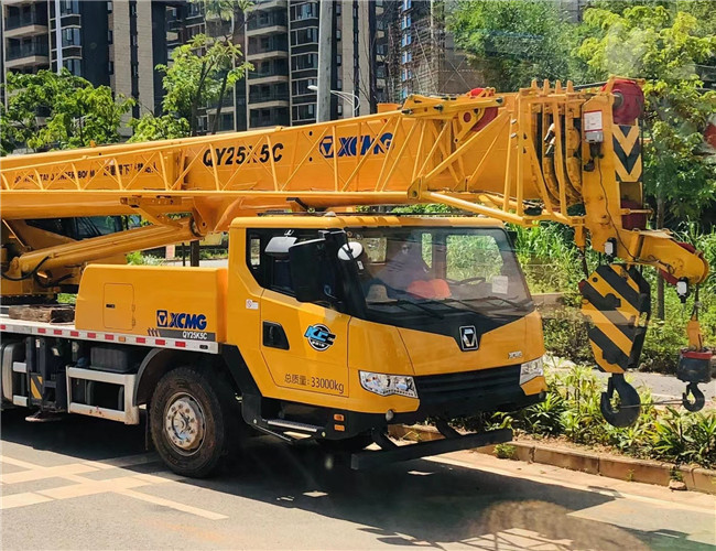 鸡泽县大件设备吊装租赁吊车